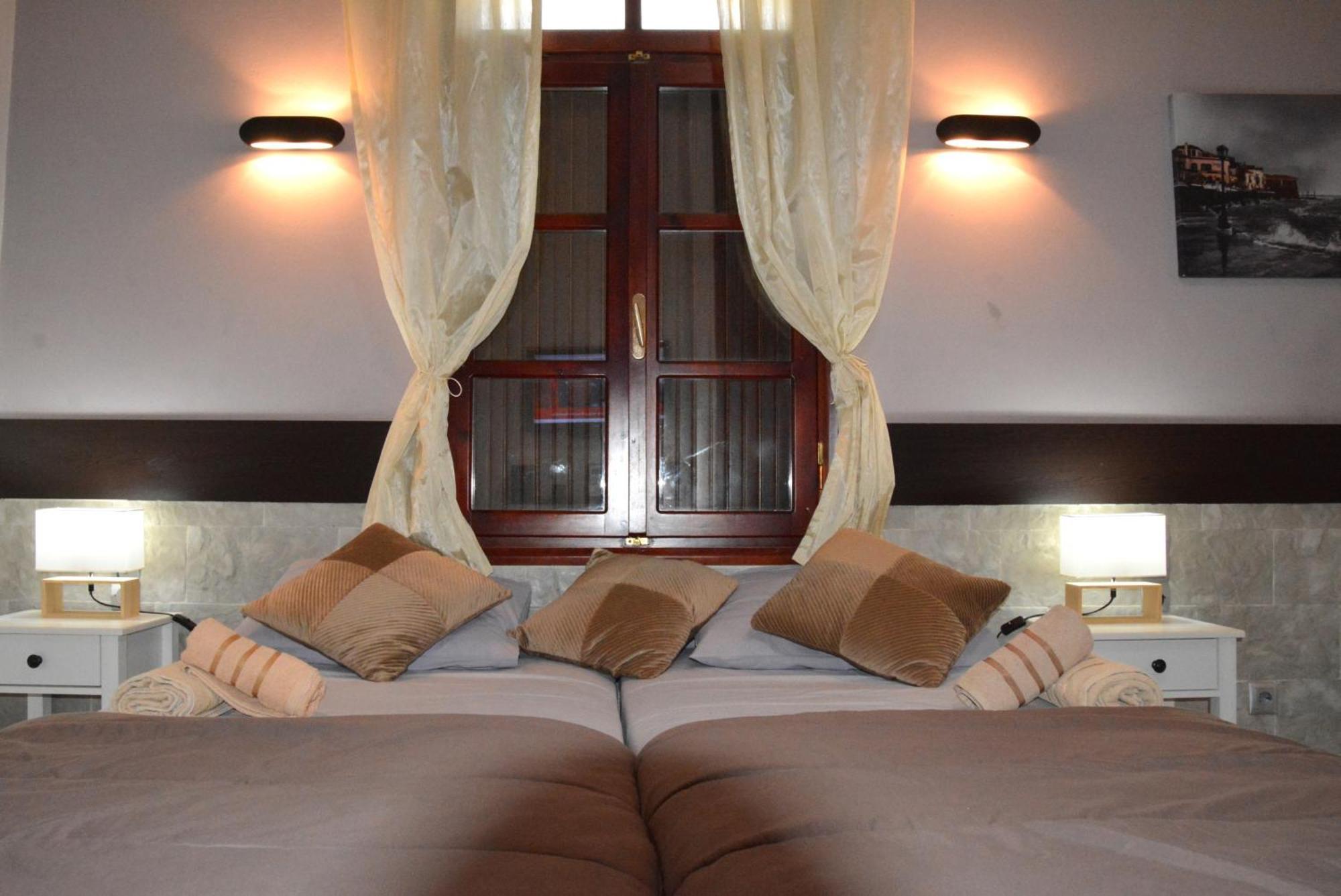 Enetiko Rooms Chania  Eksteriør billede